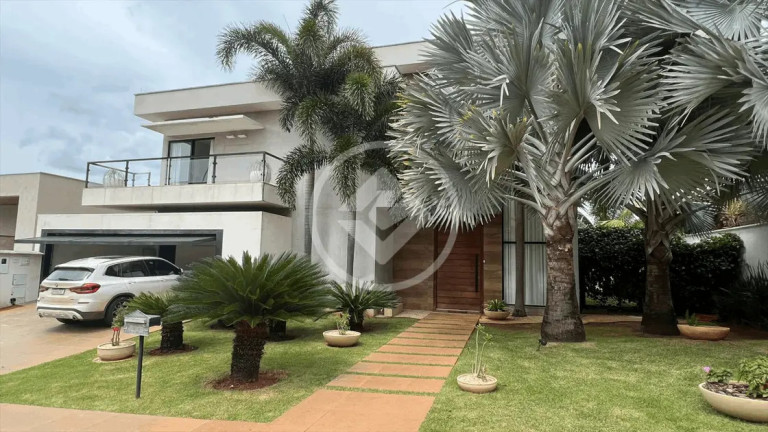 Casa com 4 Quartos à Venda, 533 m² em Condomínio Jardins Milão - Goiânia