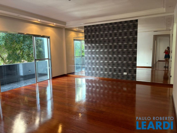 Imagem Apartamento com 3 Quartos à Venda, 160 m² em Centro - Santo André