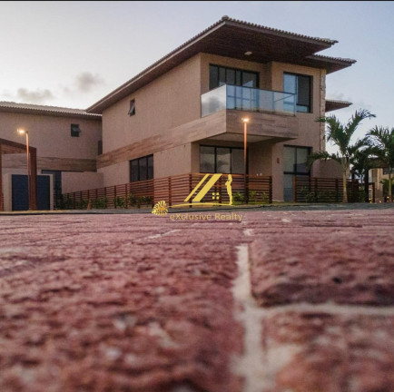 Imagem Imóvel com 4 Quartos à Venda, 137 m² em Guarajuba (monte Gordo) - Camaçari Imagem Imóvel com 4 Quartos à Venda, 137 m² em Guarajuba (monte Gordo) - Camaçari