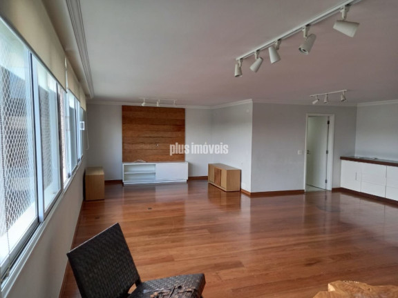 Imagem Apartamento com 3 Quartos para Alugar, 210 m² em Jardim Europa - São Paulo