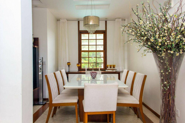 Imagem Casa com 4 Quartos à Venda, 560 m² em Camboinhas - Niterói Imagem Casa com 4 Quartos à Venda, 560 m² em Camboinhas - Niterói