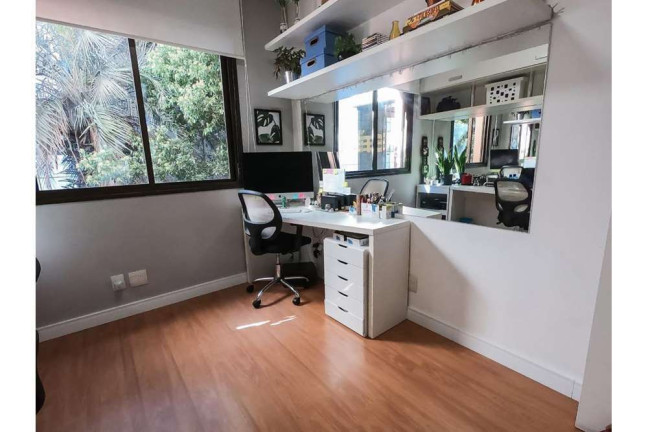 Imagem Apartamento com 2 Quartos à Venda, 70 m² em Mont Serrat - Porto Alegre