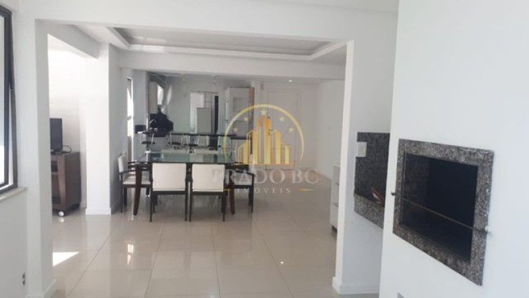 Imagem Apartamento com 3 Quartos à Venda, 295 m² em Centro - Balneário Camboriú Imagem Apartamento com 3 Quartos à Venda, 295 m² em Centro - Balneário Camboriú