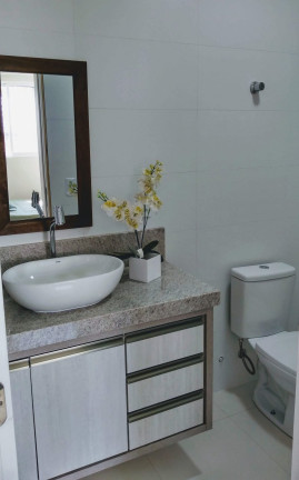 Imagem Apartamento com 2 Quartos à Venda, 70 m² em Várzea Do Ranchinho - Camboriú