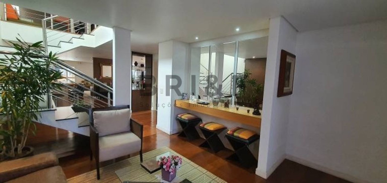 Imagem Casa com 4 Quartos à Venda, 355 m² em Chácara Monte Alegre - São Paulo