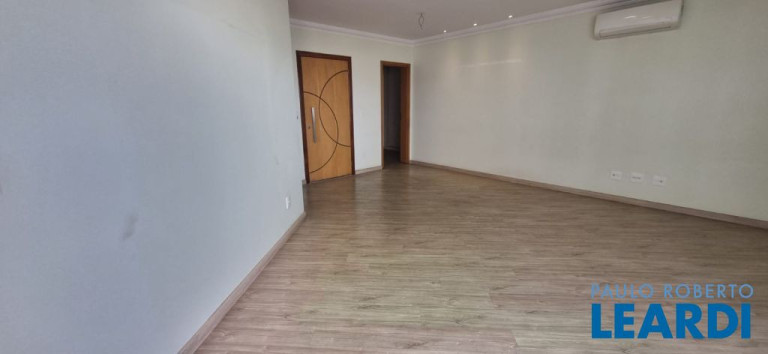Imagem Apartamento com 3 Quartos à Venda, 158 m² em Vila Assunção - Santo André Imagem Apartamento com 3 Quartos à Venda, 158 m² em Vila Assunção - Santo André