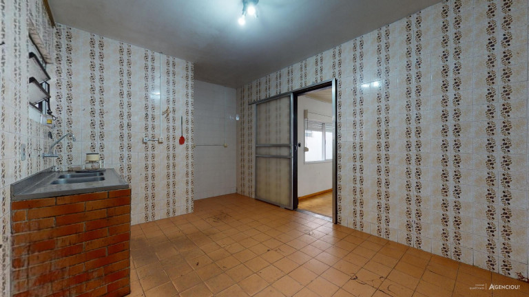 Imagem Casa com 4 Quartos à Venda, 163 m² em Guarujá - Porto Alegre Imagem Casa com 4 Quartos à Venda, 163 m² em Guarujá - Porto Alegre