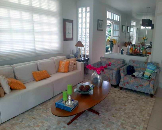 Imagem Casa com 5 Quartos à Venda, 300 m² em Busca Vida (abrantes) - Camaçari