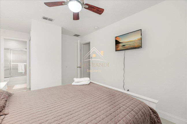 Imagem Casa com 4 Quartos para Alugar ou Temporada, 194 m² em Kissimmee - Orlando