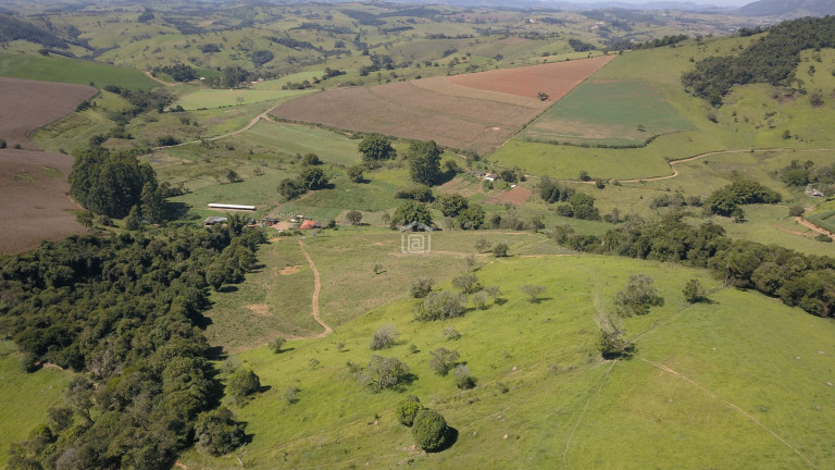 Imagem Imóvel com 3 Quartos à Venda, 11 m² em Barreiro 2 (rural) - Caldas
