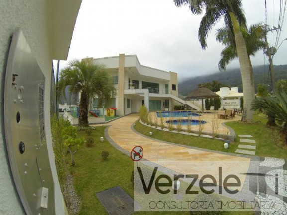 Imagem Terreno à Venda, 535 m² em Barra - Balneário Camboriú Imagem Terreno à Venda, 535 m² em Barra - Balneário Camboriú
