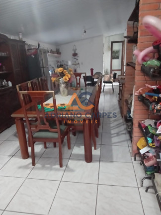 Imagem Casa com 5 Quartos à Venda, 170 m² em Centro - Navegantes Imagem Casa com 5 Quartos à Venda, 170 m² em Centro - Navegantes