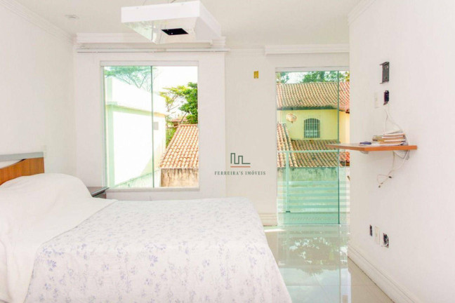 Imagem Casa com 4 Quartos à Venda, 255 m² em Itacoatiara - Niterói Imagem Casa com 4 Quartos à Venda, 255 m² em Itacoatiara - Niterói