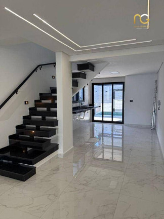 Imagem Sobrado com 4 Quartos à Venda, 204 m² em Boqueirão - Praia Grande