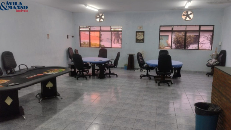 Sobrado com 6 Quartos à Venda,  em Vila Prudente - São Paulo