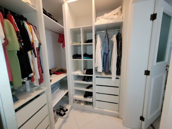 Imagem Apartamento com 3 Quartos à Venda ou Locação, 195 m² em Pitangueiras - Guarujá Imagem Apartamento com 3 Quartos à Venda ou Locação, 195 m² em Pitangueiras - Guarujá