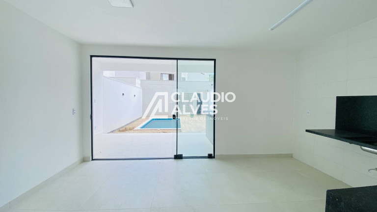 Imagem Casa com 3 Quartos à Venda, 140 m² em Sim - Feira De Santana