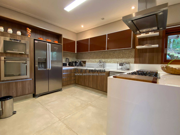 Imagem Casa de Condomínio com 5 Quartos à Venda, 273 m² em Vale Encantado - Campos Do Jordão