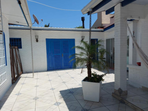 Imagem Casa com 4 Quartos à Venda, 300 m² em Capão Novo - Capao Da Canoa Imagem Casa com 4 Quartos à Venda, 300 m² em Capão Novo - Capao Da Canoa