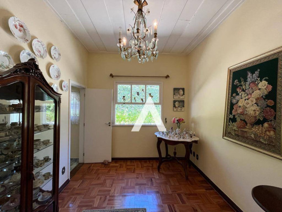 Imagem Casa com 9 Quartos à Venda, 235 m² em Quebra Frascos - Teresópolis Imagem Casa com 9 Quartos à Venda, 235 m² em Quebra Frascos - Teresópolis