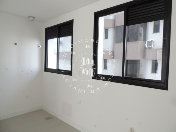 Imagem Apartamento com 3 Quartos à Venda, 107 m² em Centro - Florianópolis