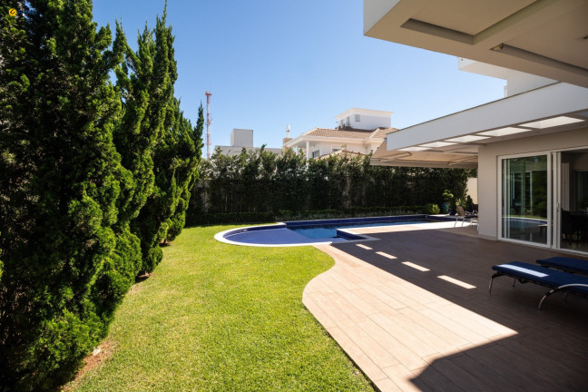 Imagem Casa com 4 Quartos à Venda, 612 m² em Jurerê Internacional - Florianópolis Imagem Casa com 4 Quartos à Venda, 612 m² em Jurerê Internacional - Florianópolis