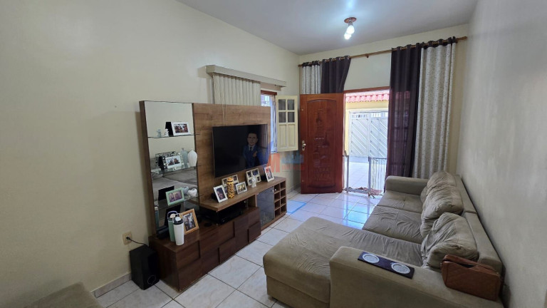 Imagem Casa com 4 Quartos à Venda, 120 m² em São José Operário - Manaus Imagem Casa com 4 Quartos à Venda, 120 m² em São José Operário - Manaus