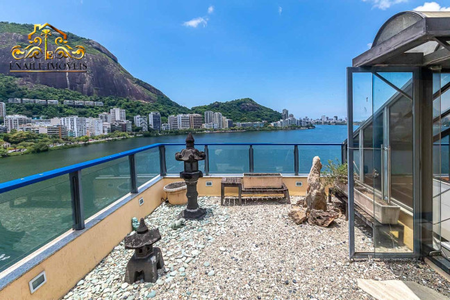 Imagem Imóvel com 4 Quartos à Venda, 495 m² em Lagoa - Rio De Janeiro Imagem Imóvel com 4 Quartos à Venda, 495 m² em Lagoa - Rio De Janeiro