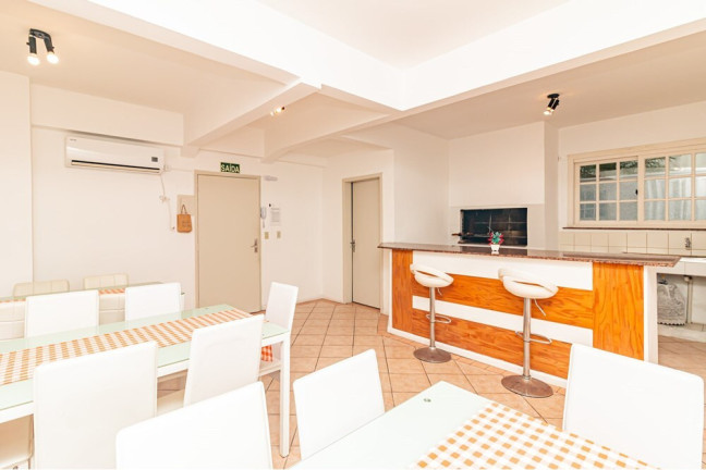 Imagem Apartamento com 3 Quartos à Venda, 76 m² em Mont Serrat - Porto Alegre