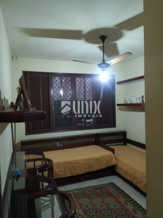 Imagem Casa com 3 Quartos à Venda, 1.040 m² em Centro - Campos Dos Goytacazes