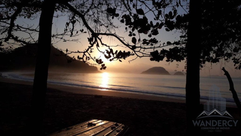 Imagem Casa com 4 Quartos à Venda, 200 m² em Felix - Ubatuba