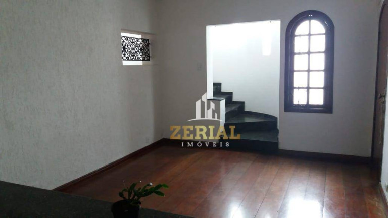 Sobrado com 4 Quartos à Venda, 275 m² em Santa Paula - São Caetano Do Sul