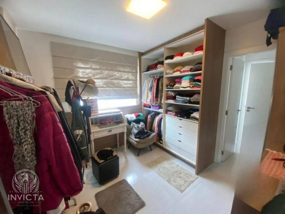 Imagem Apartamento com 3 Quartos à Venda, 121 m² em Centro - Balneário Camboriú Imagem Apartamento com 3 Quartos à Venda, 121 m² em Centro - Balneário Camboriú