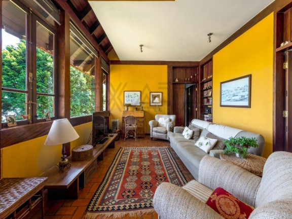 Imagem Casa com 5 Quartos à Venda, 388 m² em Campos Do Jordão - Campos Do Jordão Imagem Casa com 5 Quartos à Venda, 388 m² em Campos Do Jordão - Campos Do Jordão