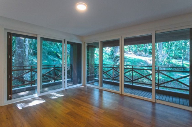 Imagem Casa de Condomínio com 4 Quartos à Venda, 385 m² em Centro - Gramado