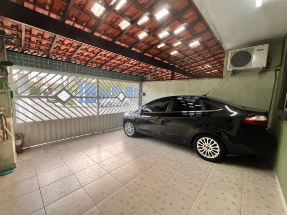 Casa com 3 Quartos à Venda, 121 m² em Maracanã - Praia Grande