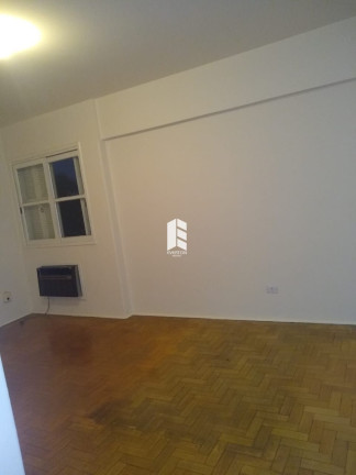 Imagem Apartamento com 3 Quartos à Venda, 179 m² em Centro - Santa Maria