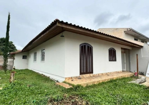 Imagem Casa com 3 Quartos à Venda, 170 m² em Afonso Pena - Curitiba