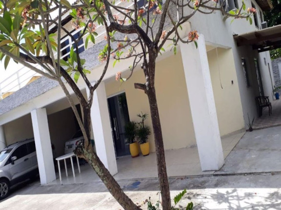 Imagem Casa com 3 Quartos à Venda, 180 m² em Estrada Do Coco - Lauro De Freitas Imagem Casa com 3 Quartos à Venda, 180 m² em Estrada Do Coco - Lauro De Freitas