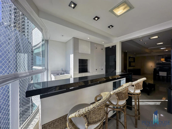 Imagem Apartamento com 3 Quartos à Venda, 139 m² em Centro - Balneário Camboriú