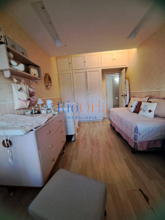 Imagem Apartamento com 3 Quartos à Venda, 230 m² em Barra Da Tijuca - Rio De Janeiro