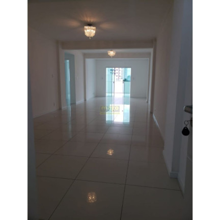 Apartamento com 2 Quartos à Venda, 180 m² em Nações - Balneário Camboriú