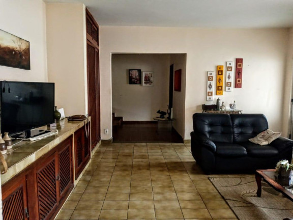 Imagem Casa com 5 Quartos à Venda, 214 m² em Jardim Aguapeu - Mongaguá