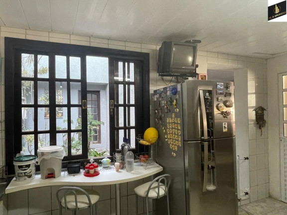 Imagem Sobrado com 3 Quartos à Venda, 267 m² em Guabirotuba - Curitiba
