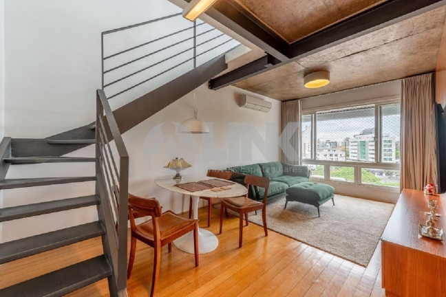 Imagem Imóvel com 2 Quartos à Venda, 158 m² em Petrópolis - Porto Alegre