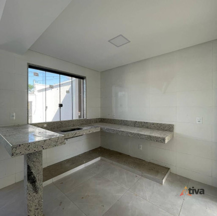 Imagem Casa com 3 Quartos à Venda, 110 m²