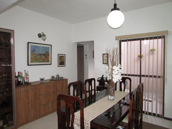 Imagem Casa com 4 Quartos à Venda, 180 m² em Parque Residencial Presidente Médici - Itu Imagem Casa com 4 Quartos à Venda, 180 m² em Parque Residencial Presidente Médici - Itu