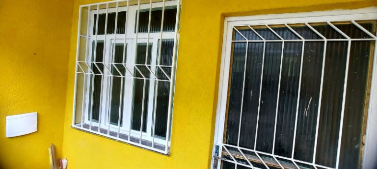 Imagem Casa com 2 Quartos à Venda, 100 m² em Realengo - Rio De Janeiro