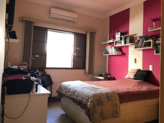 Imagem Casa com 3 Quartos à Venda, 300 m² em Jardim Independência - Taubaté Imagem Casa com 3 Quartos à Venda, 300 m² em Jardim Independência - Taubaté
