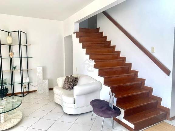 Imagem Cobertura com 3 Quartos à Venda, 245 m² em Icaraí - Niterói